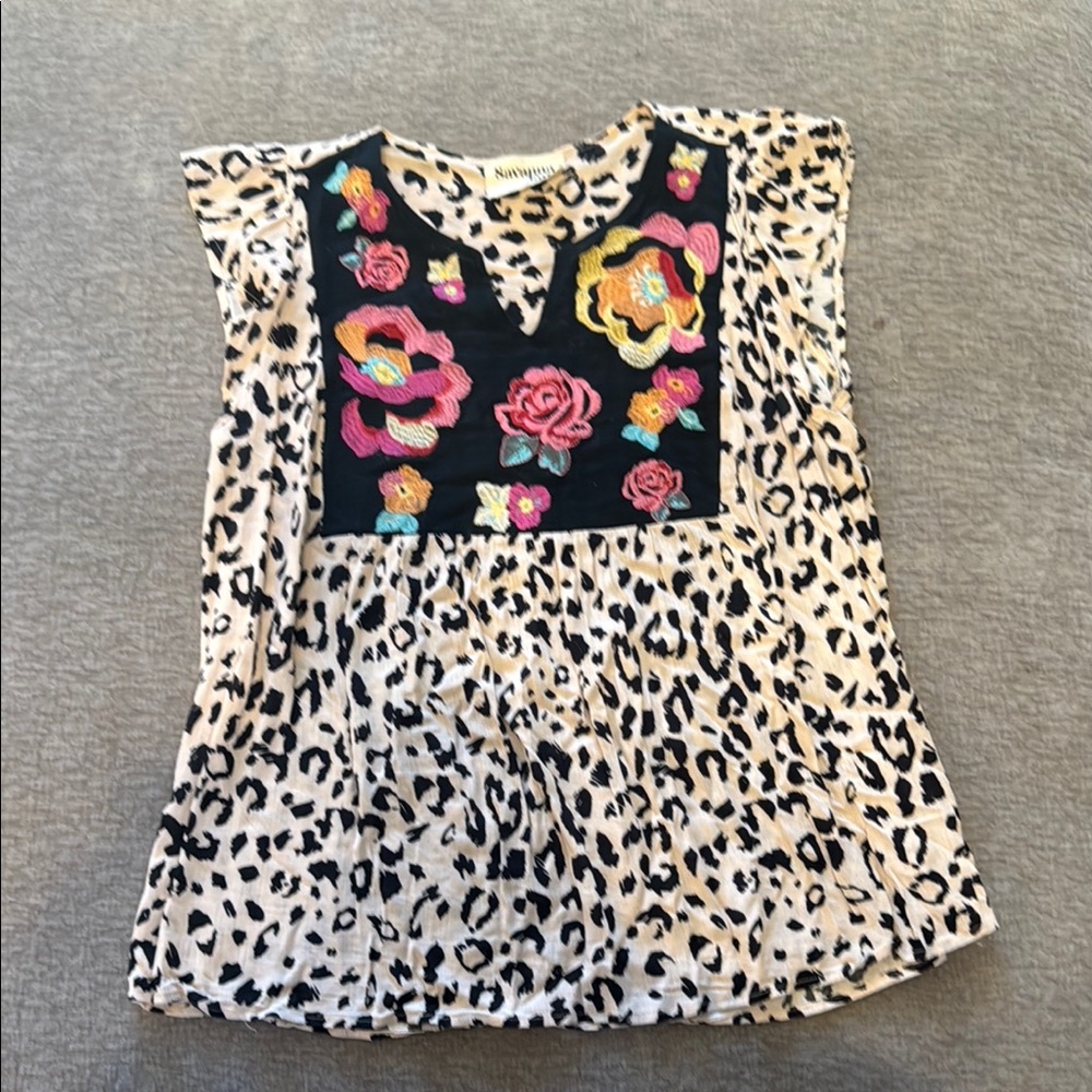 Savanna Jane Embroidered Floral Leopard Top - Multicolor size L